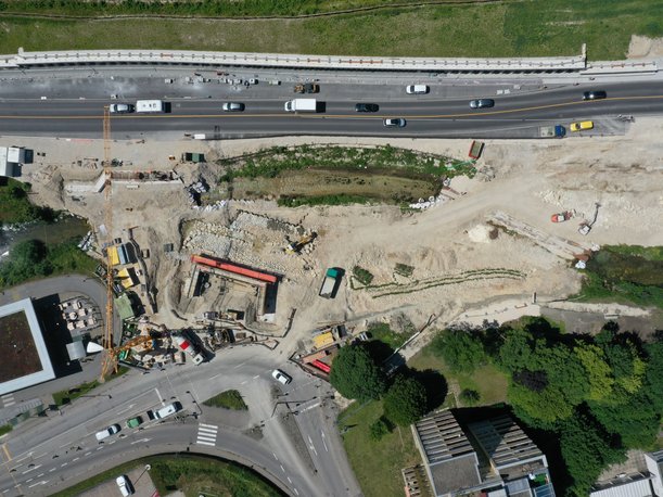 Luftbild einer Straßenbaustelle