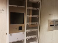 "Bibliothek für Schlaflose" (24-Stunden-Medienrückgabe und -abholung) im Erdgeschoss mit separaten 24-Stunden-Eingang der Bücherei Kressbronn