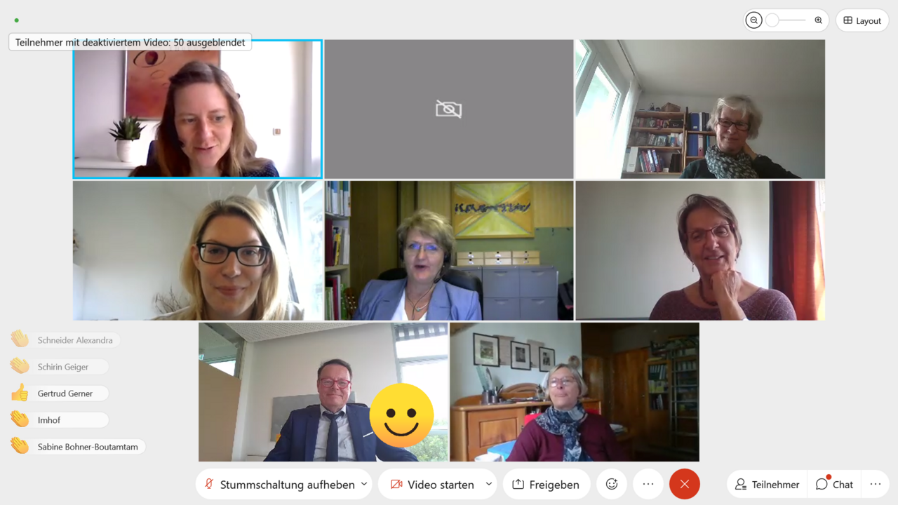 Einzelne Teilnehmerinnen und Teilnehmer bei der virtuellen Meisterbriefübergabe Hauswirtschaft