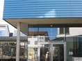 Stadtbibliothek Reutlingen, Zweigstelle Rommelsbach - aussen Ausseneingang in die Stadtbibliothek Reutlingen - Zweigstelle Rommelsbach
