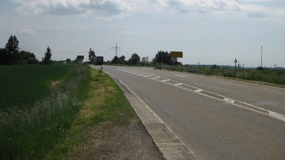 Bauanfang an der L 1239 westlich von Beimerstetten Eine Straße