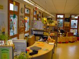 Kinder-und Jugendbibliothek Nehren Theken- und Bilderbuchbereich der Kinder-und Jugendbibliothek Nehren