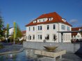 Gemeindebücherei Riederich - aussen Bürgerhaus (ehemaliges Rathaus) mit der Gemeindebücherei Riederich im 1. Obergeschoss