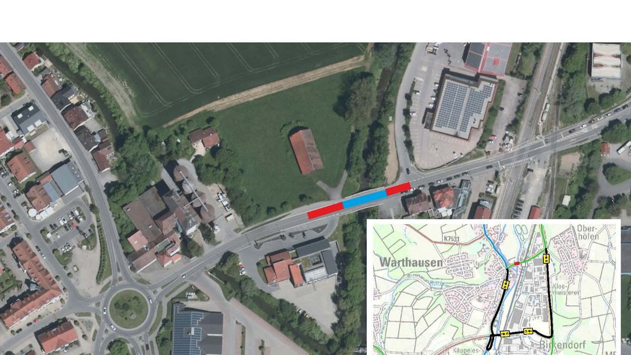 Das Foto zeigt ein Luftbild und den Lageplan der L 251 Instandsetzung der Brücke über die Riss und Belangsarbeiten in Warthausen