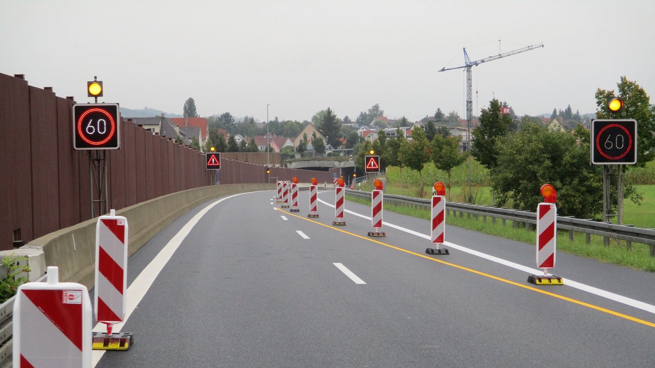 Blick auf die B 27 und den Dußlinger Tunnel