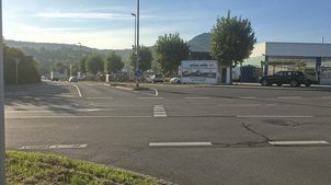 Eine Straßenkreuzung