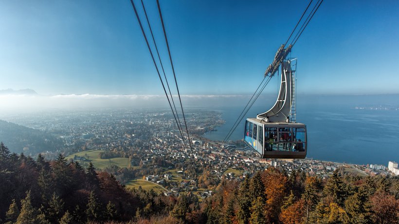 Pfänder-Seilbahn auf der Fahrt aud den Berg