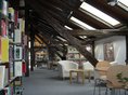 Stadtbücherei Haigerloch - innen Blick in die Stadtbücherei im Dachgeschoss des Rathauses Haigerloch
