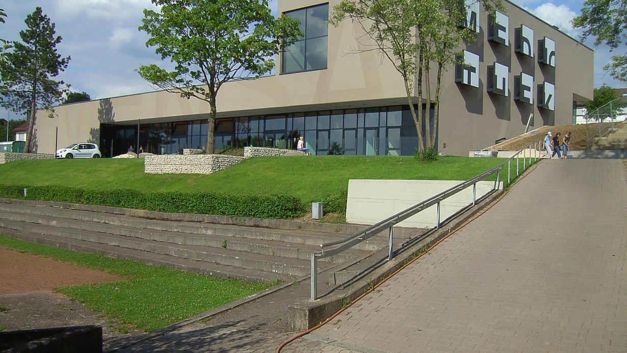 Gebäude der Zweigstelle Mediothek Balingen-Längenfeld 