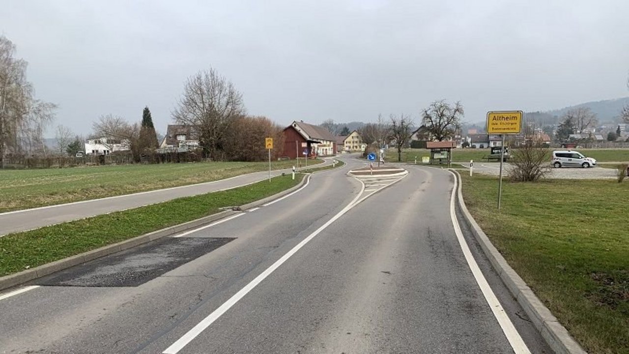 Ortsdurchfahrt von Frickingen-Altheim im Zuge der L 200 in Höhe des Ortseingangs