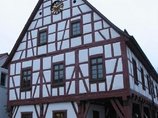 Stadtbücherei Schelklingen Stadtbücherei Schelklingen - Fachwerkgebäude
