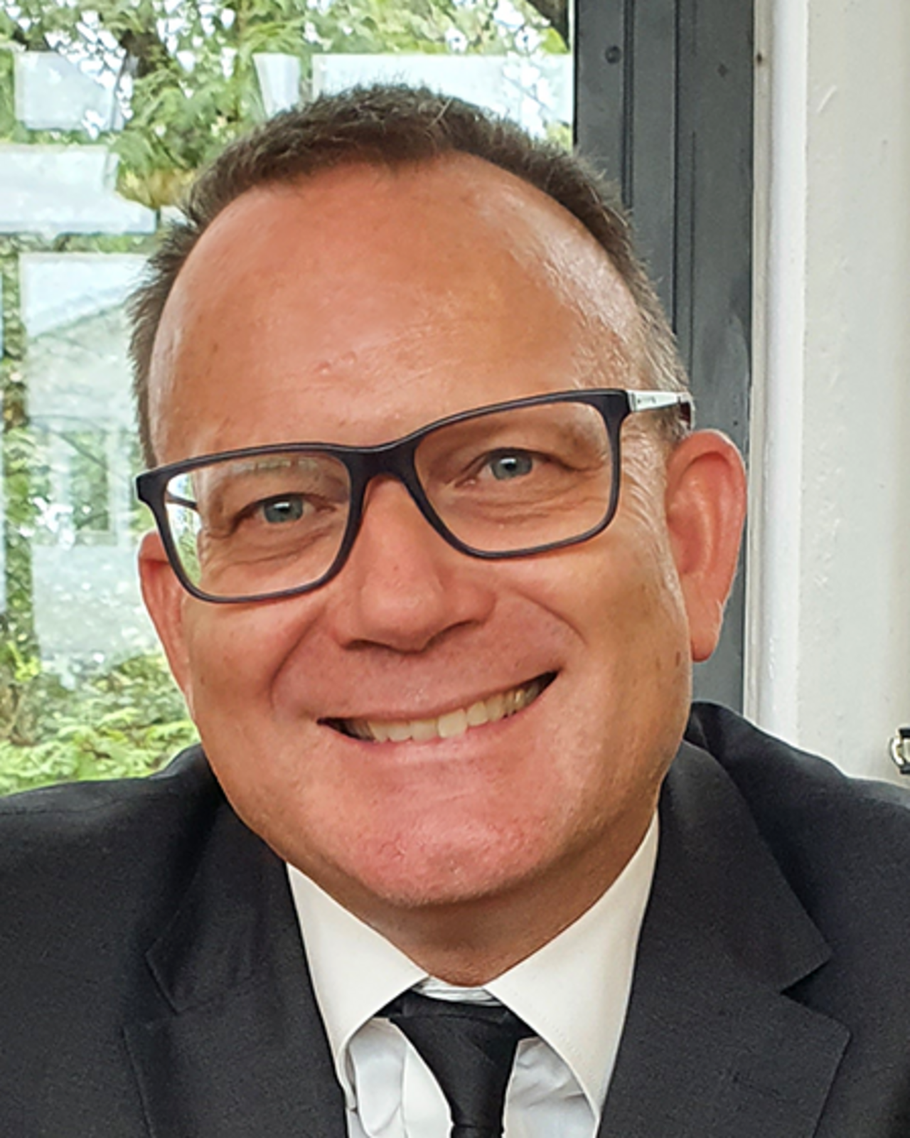 Portrait Dr. Oliver Knörr Portrait Dr. Oliver Knörr