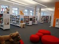Loungemöbel in der Kinderbücherei der Stadtbücherei Isny im Allgäu