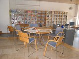 Stadtbücherei Tettnang - Lesecafé Lesecafé mit Zeitungen und Zeitschriften im Erdgeschoss der Stadtbücherei Tettnang