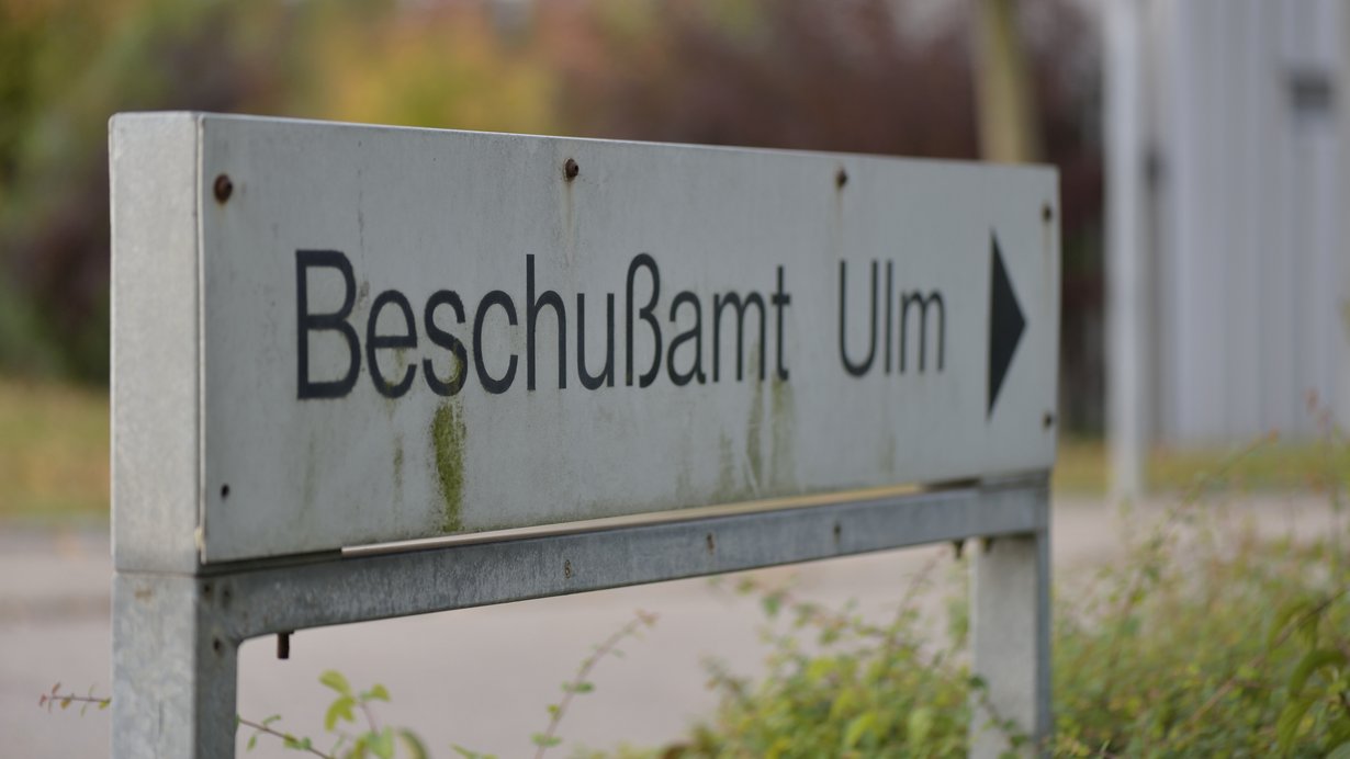 Wegweißer zum Beschußamt Ulm